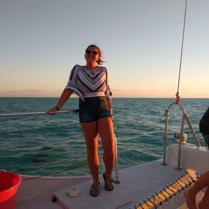 Meet your Posher, Lucy